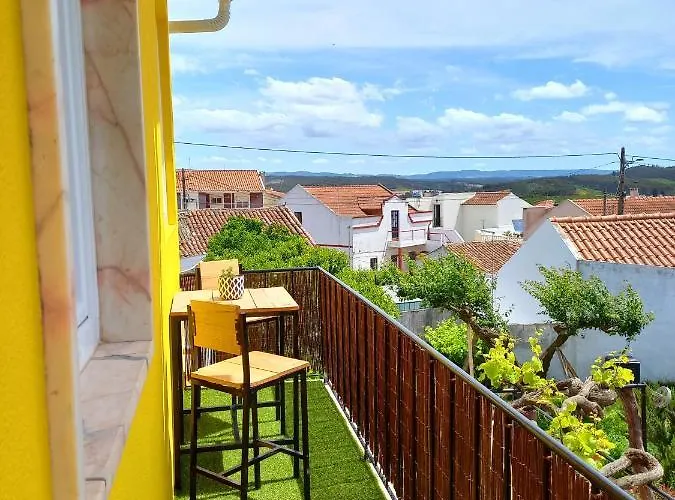 The Sweet Lemon 3 Apartment *